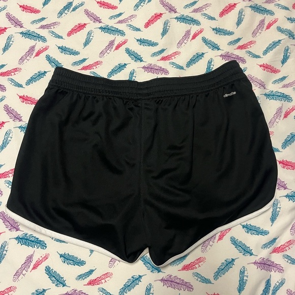 🌸Adidas Women’s Black Shorts - Picture 4 of 4